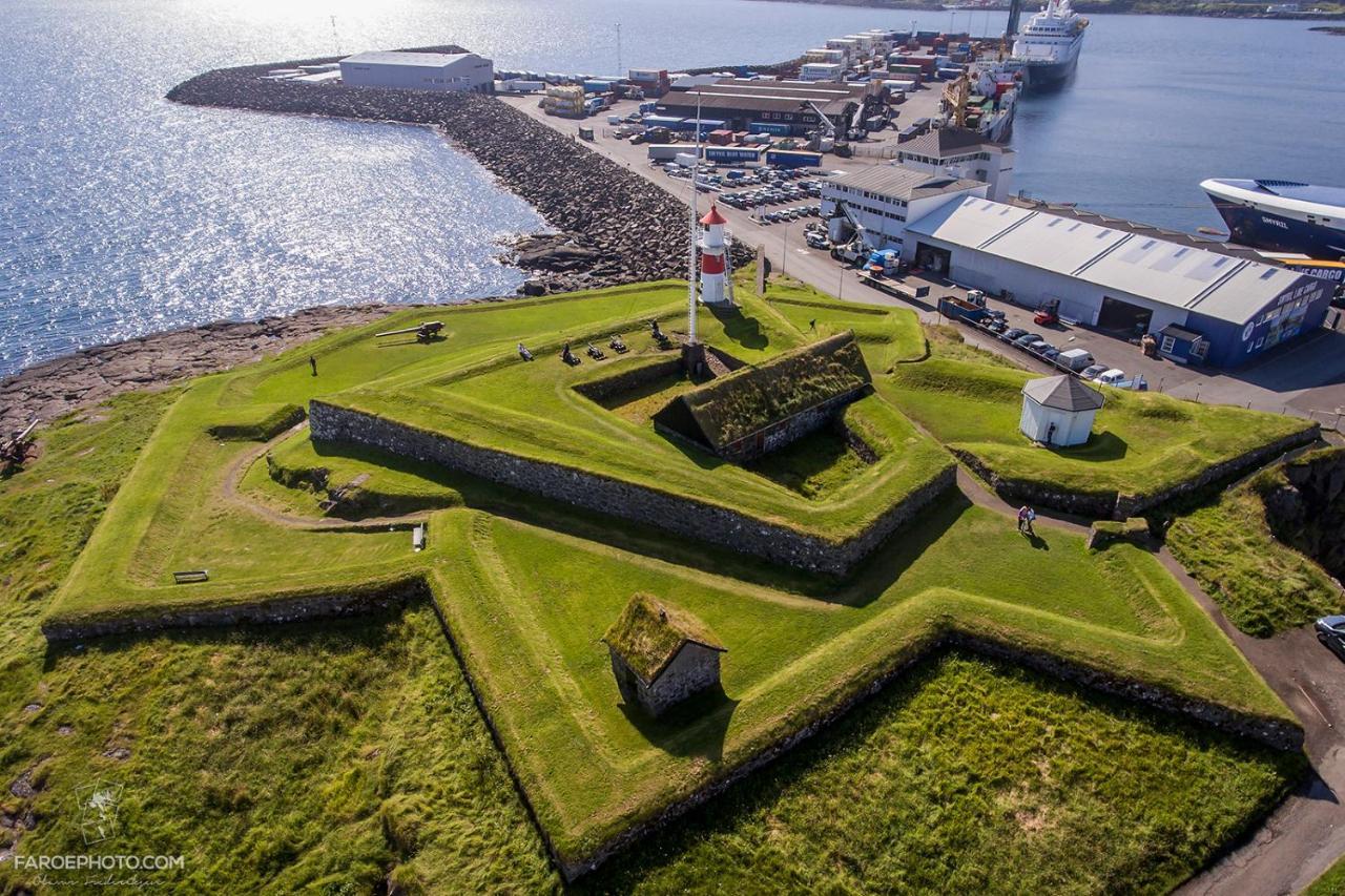 Broncks Lonin - Luxury Apartments In The Heart Of Torshavn Exterior photo
